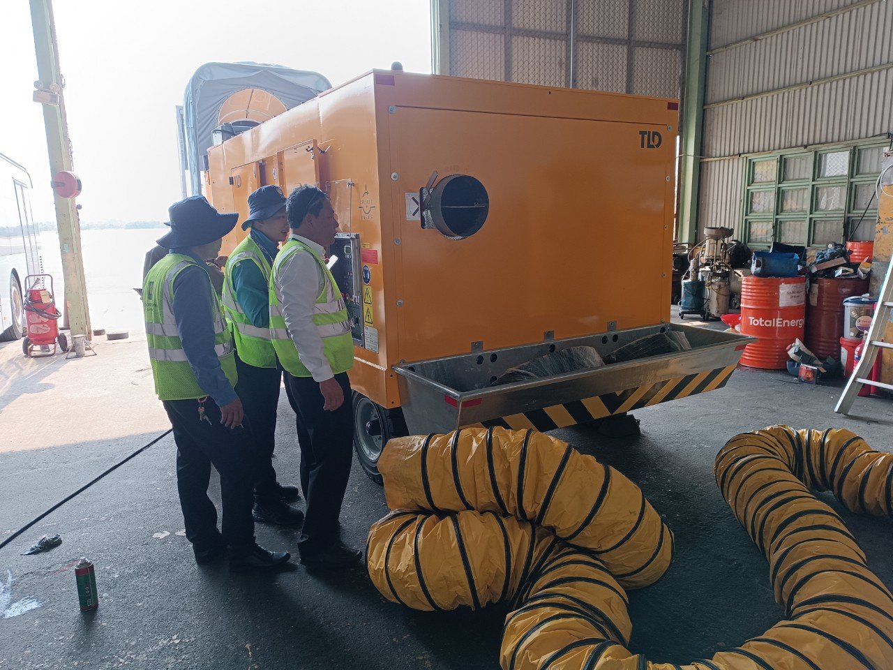 INSPECTION – OPERATING INSTRUCTIONS  FOR TLD’s AIR CONDITIONING  MODEL: ACU – 804 – CUP  FOR CUSTOMER: SAI GON GROUND SERVICES JSC (SAGS) – DA NANG INTERNATIONAL AIRPORT